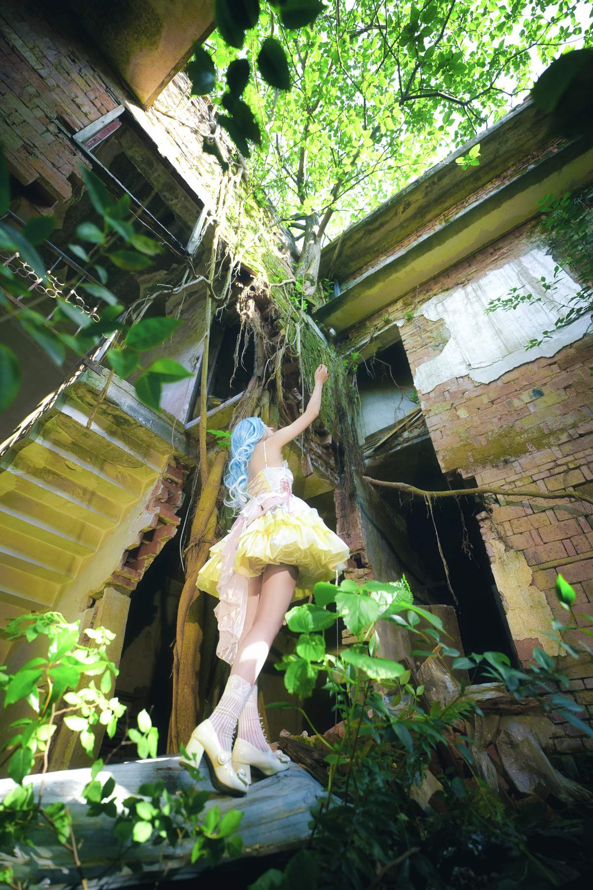 [YITUYU艺图语]2025.05.05 破茧成蝶 可可 预览图 - 2